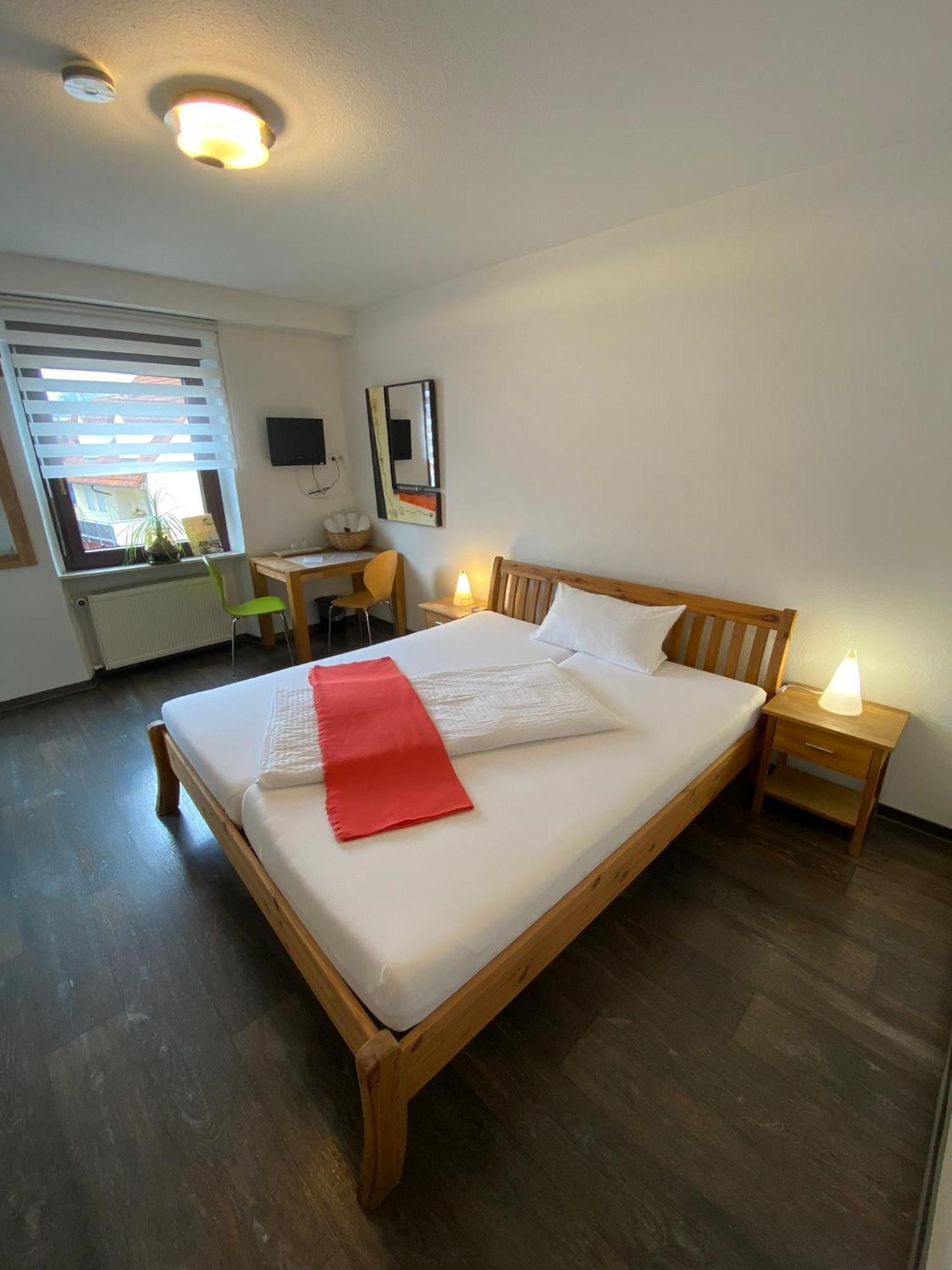 Hotel Siebenschlaefer Hof Strassbessenbach Habitación foto